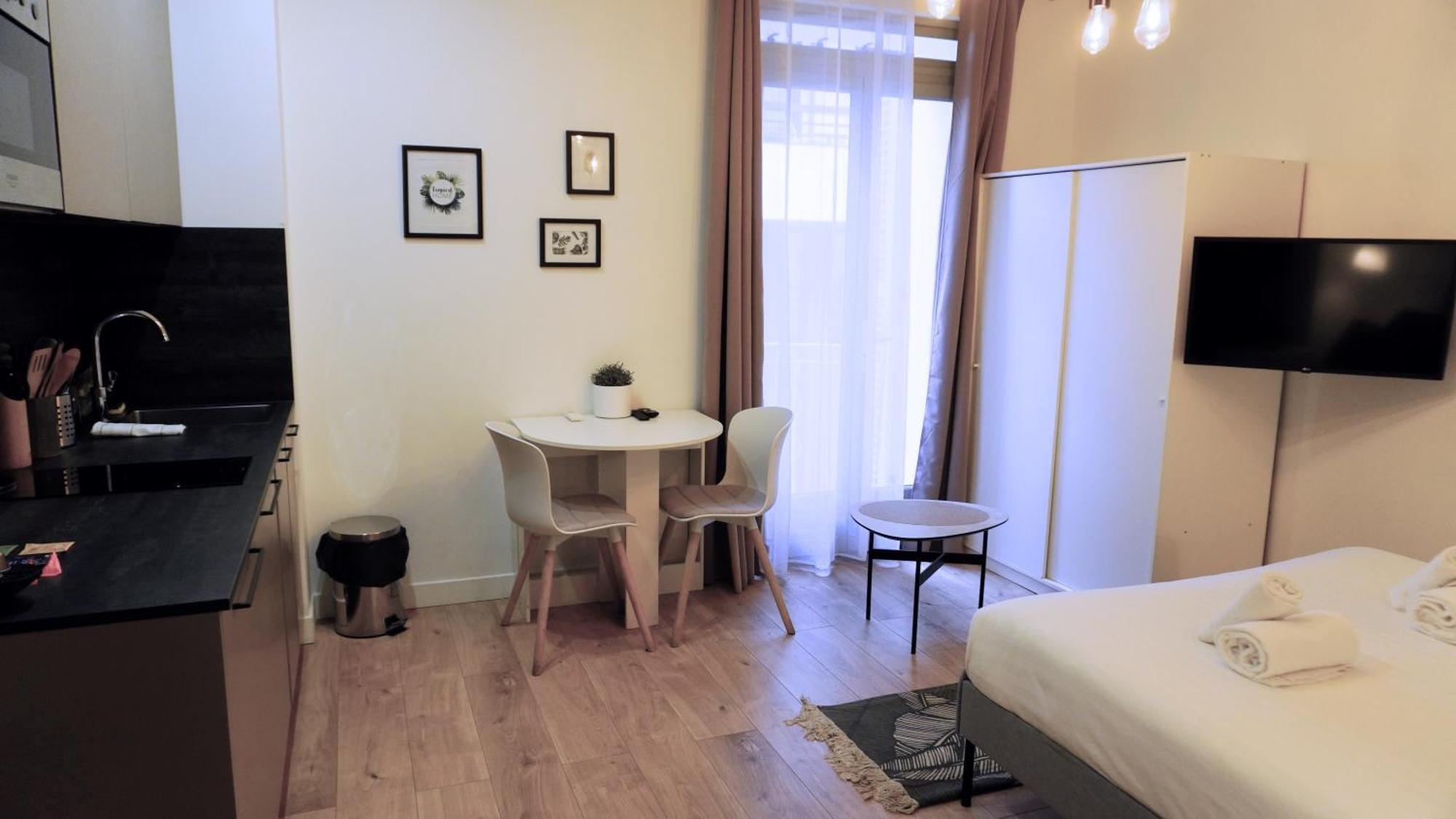 Centre Cannes, 103, 2 Personnes By Palmazur